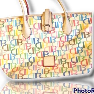 Dooney & Bourke shoulder bag